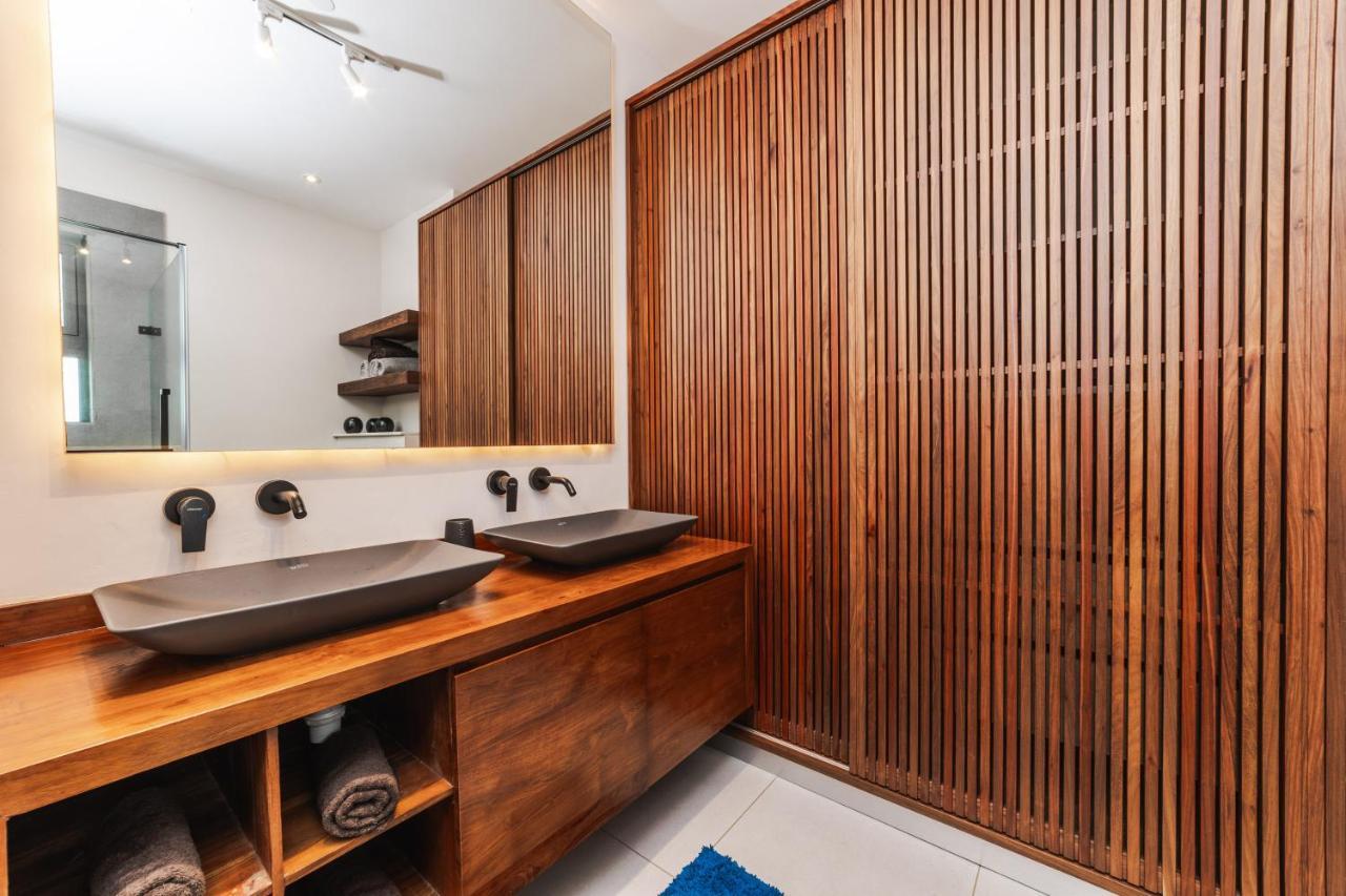 Ocean Terraces Apt A1 - Your Beachfront Bliss - Brand New بوست لافايِت المظهر الخارجي الصورة